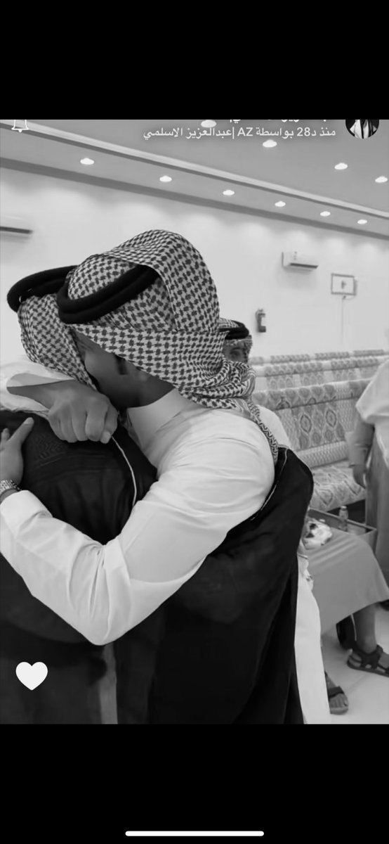 sghoor2's tweet photo. أنا بس جت بعيوني لمعة 😔❤️ https://t.co/HiaXrgoAbK