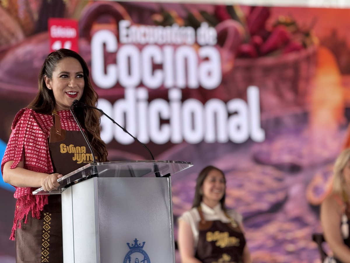 terepalominor's tweet photo. Los sabores de Guanajuato también cuentan historias. Cada platillo es una muestra de identidad, amor y tradición que nos llena de orgullo. ❤️

Tuve el gusto de acompañar a nuestra Gobernadora @LibiaDennise en la 14.ª Edición del Encuentro de Cocina Tradicional de Guanajuato. https://t.co/TUPviO2q1C