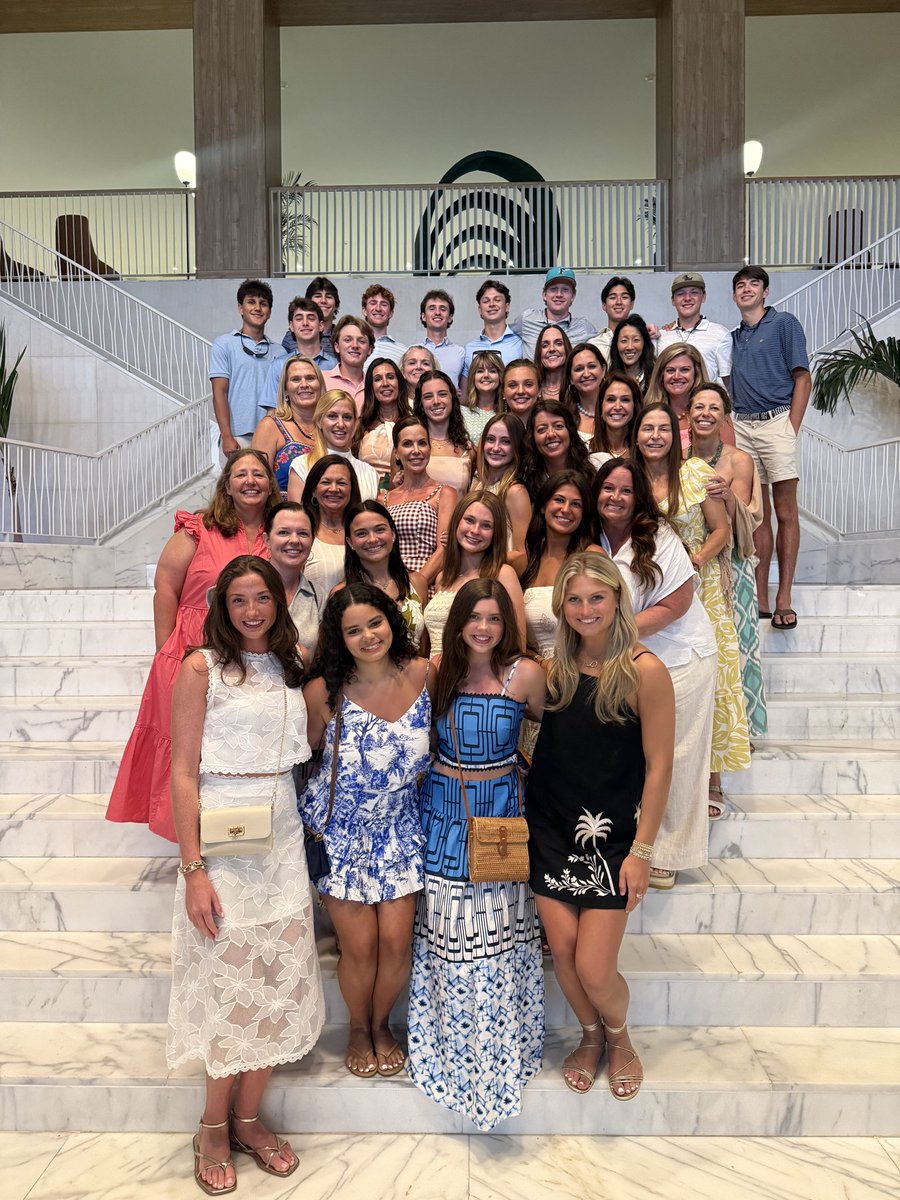 tonyahall73's tweet photo. Punta Cana Senior trip! https://t.co/lBvcAG5LED