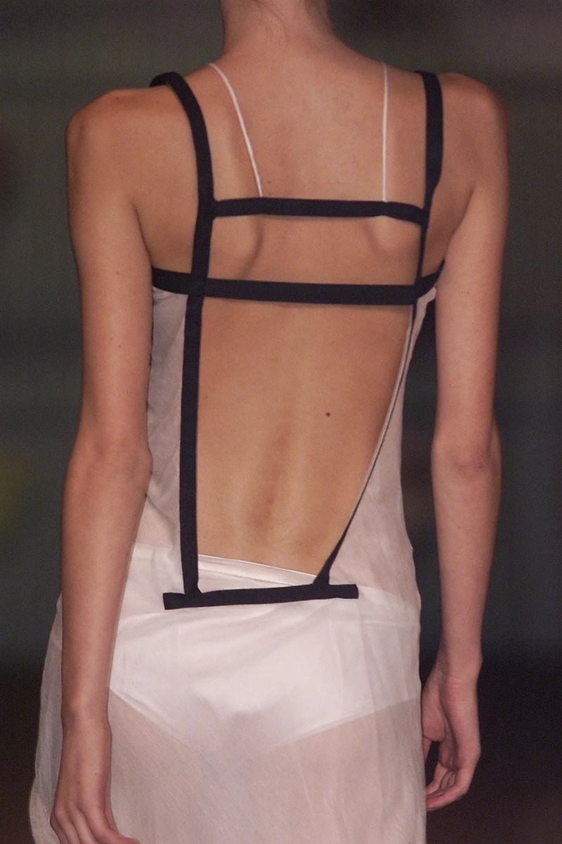 photostreaming's tweet photo. Details at Olivier Theyskens Spring/Summer 2002. https://t.co/Zgtgh72Bsn