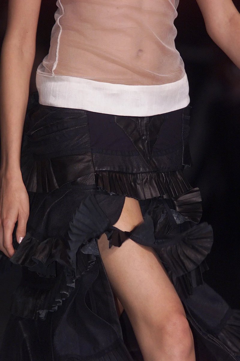 photostreaming's tweet photo. Details at Olivier Theyskens Spring/Summer 2002. https://t.co/Zgtgh72Bsn