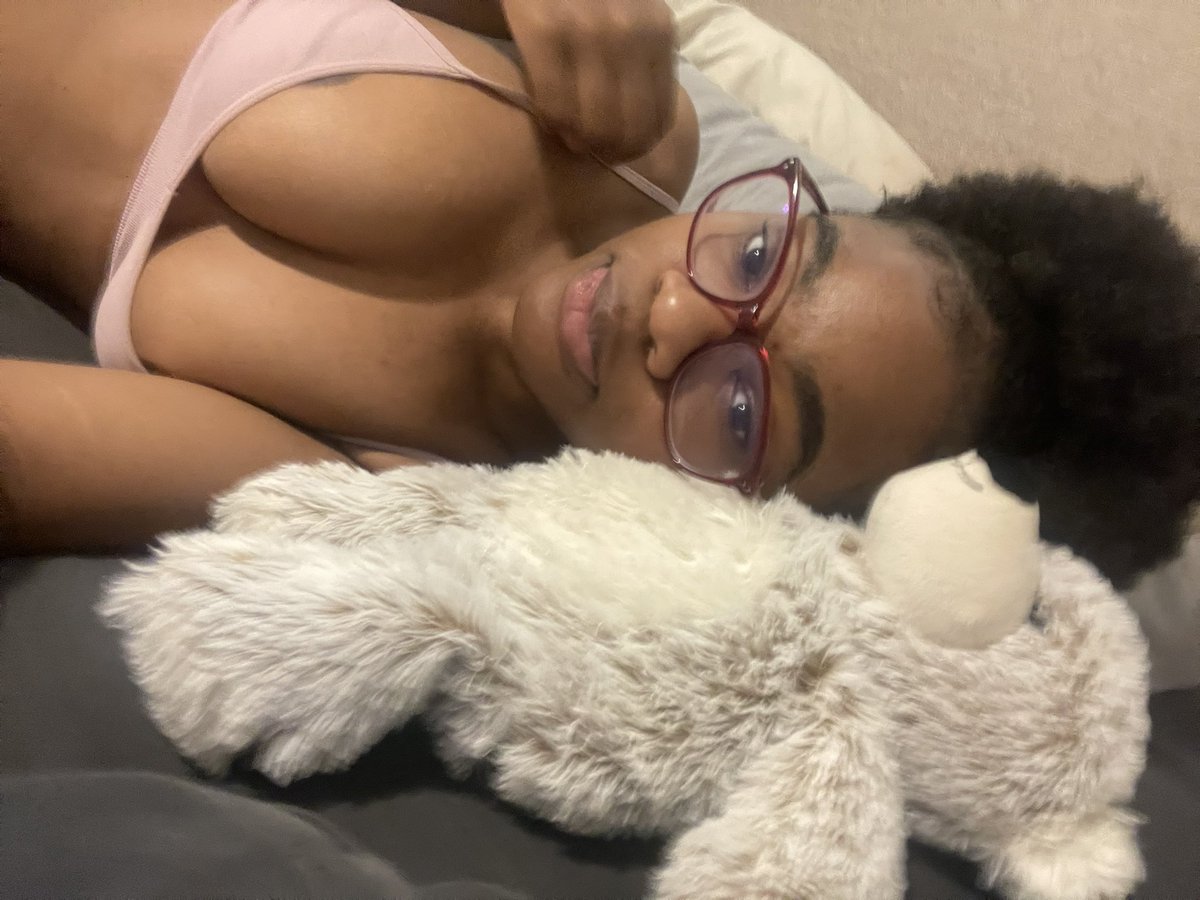 mxvchii's tweet photo. me x my man 🥰🐻 https://t.co/GMomkgZRwM