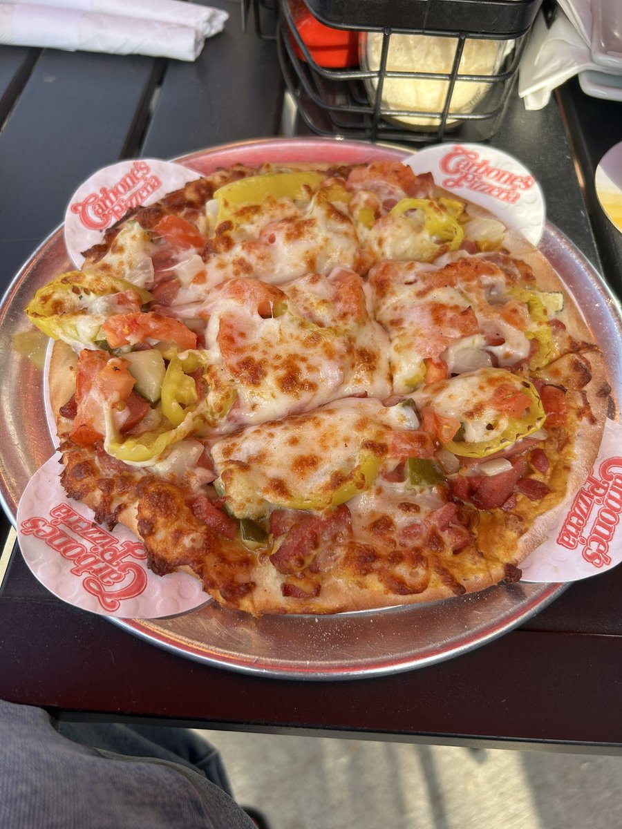 dbrownhess's tweet photo. Chicago Dog pizza?  Why not.  Interesting and not bad. https://t.co/2TbyUZMWPE