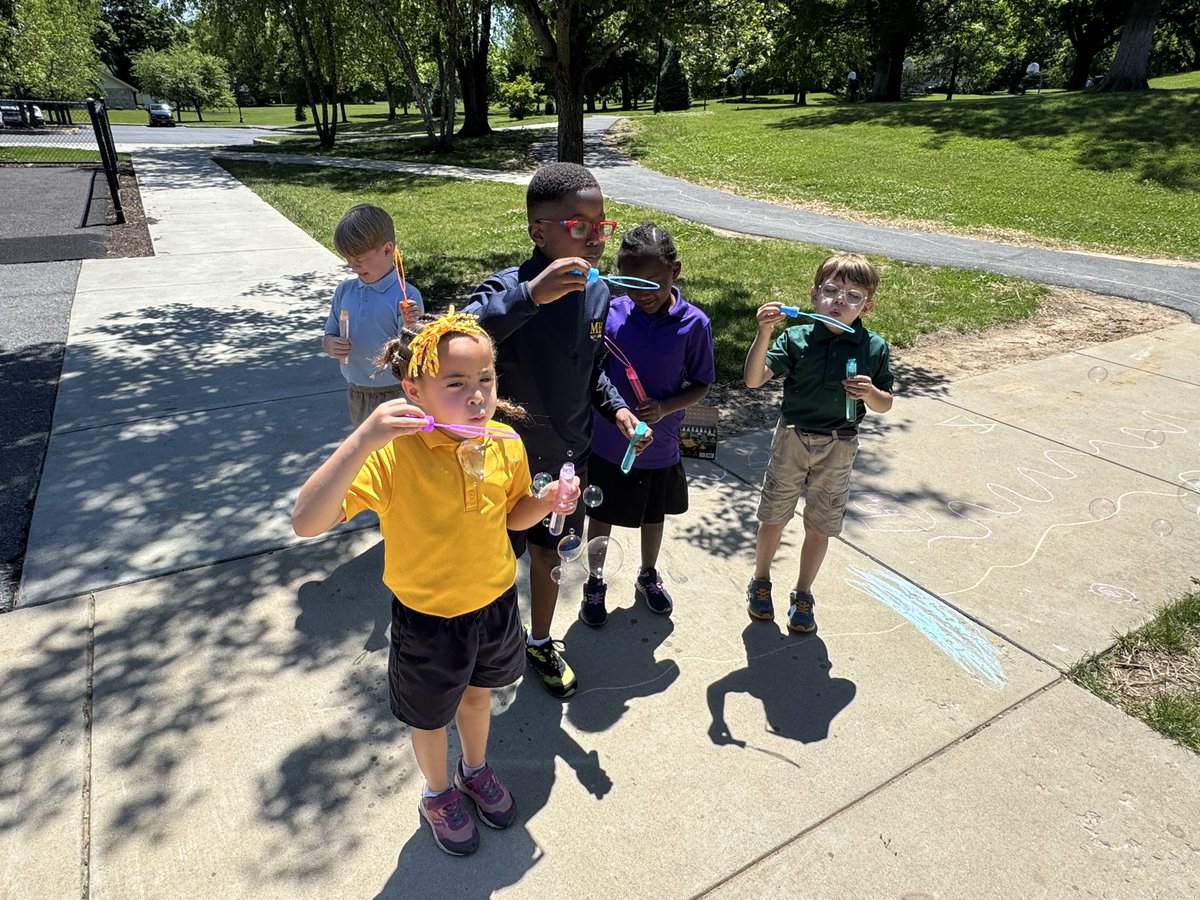 MHPrincipals's tweet photo. Some more “Choose your own adventure” activities - hula party, bubble time and puppy snuggling. https://t.co/XAWKV6VpfC