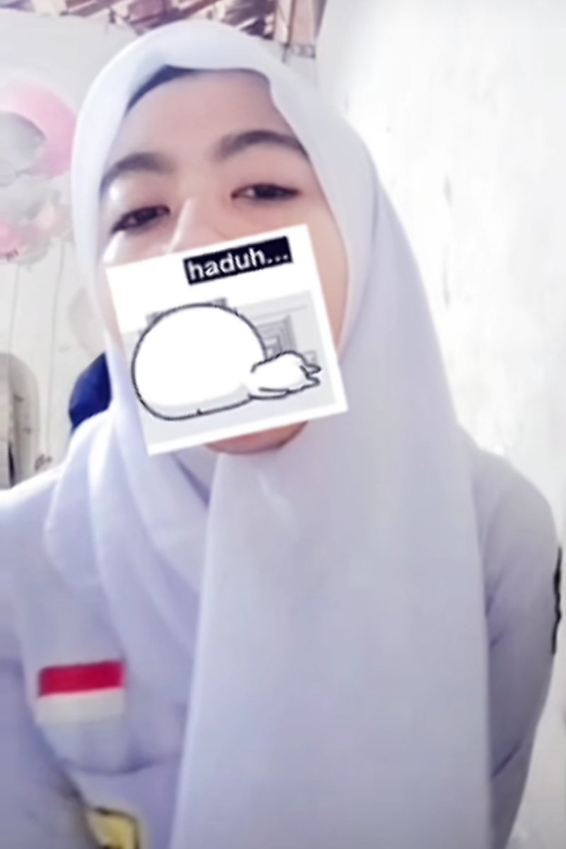 via lestari tweet media