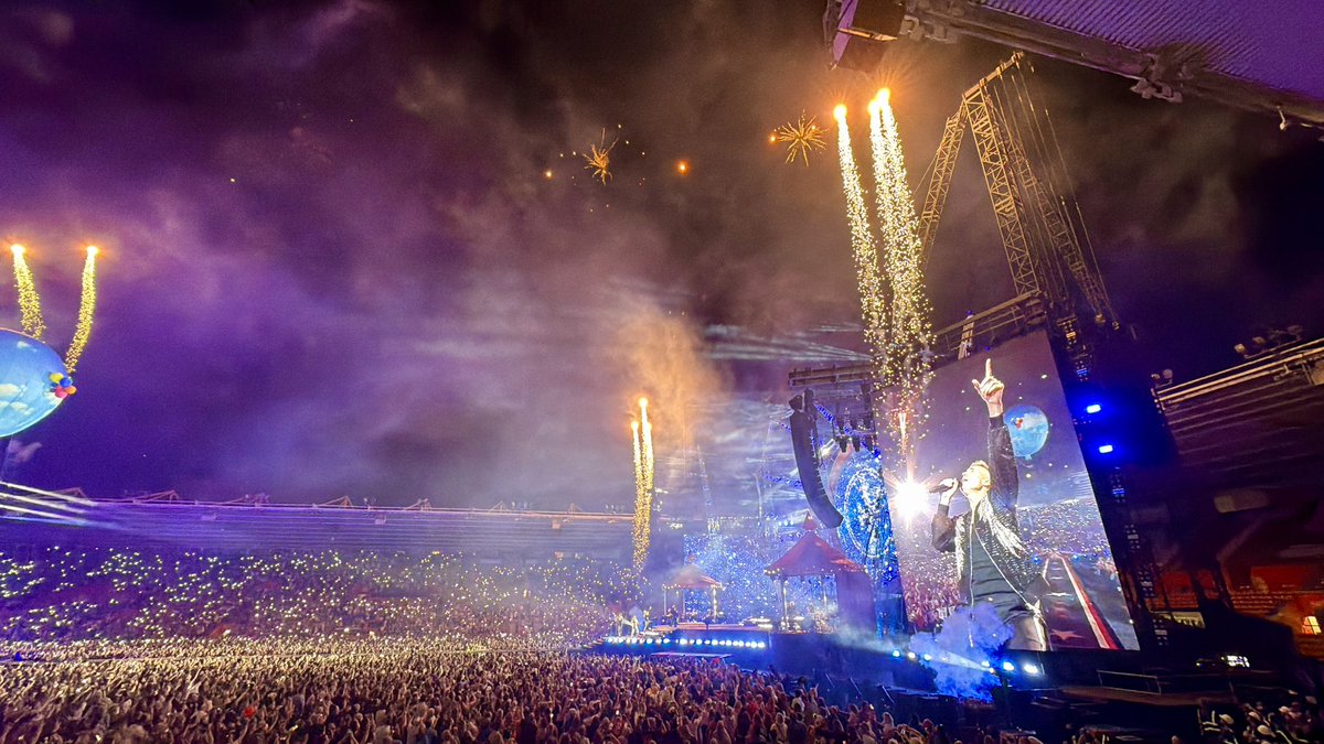 wightlink1's tweet photo. @takethat - Circus Tour 2026! Amazing! 🤩 🎪 🎶 https://t.co/yzAYKHHxgD