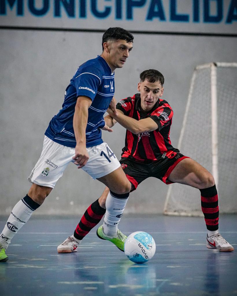 FutsalCGE's tweet photo. ⏱️🔚 ¡Final del partido!

Gimnasia cayó 4 a 2 con Miriñaque.

⚽️ Villalba y Arroyo https://t.co/NwNCoWJkN0