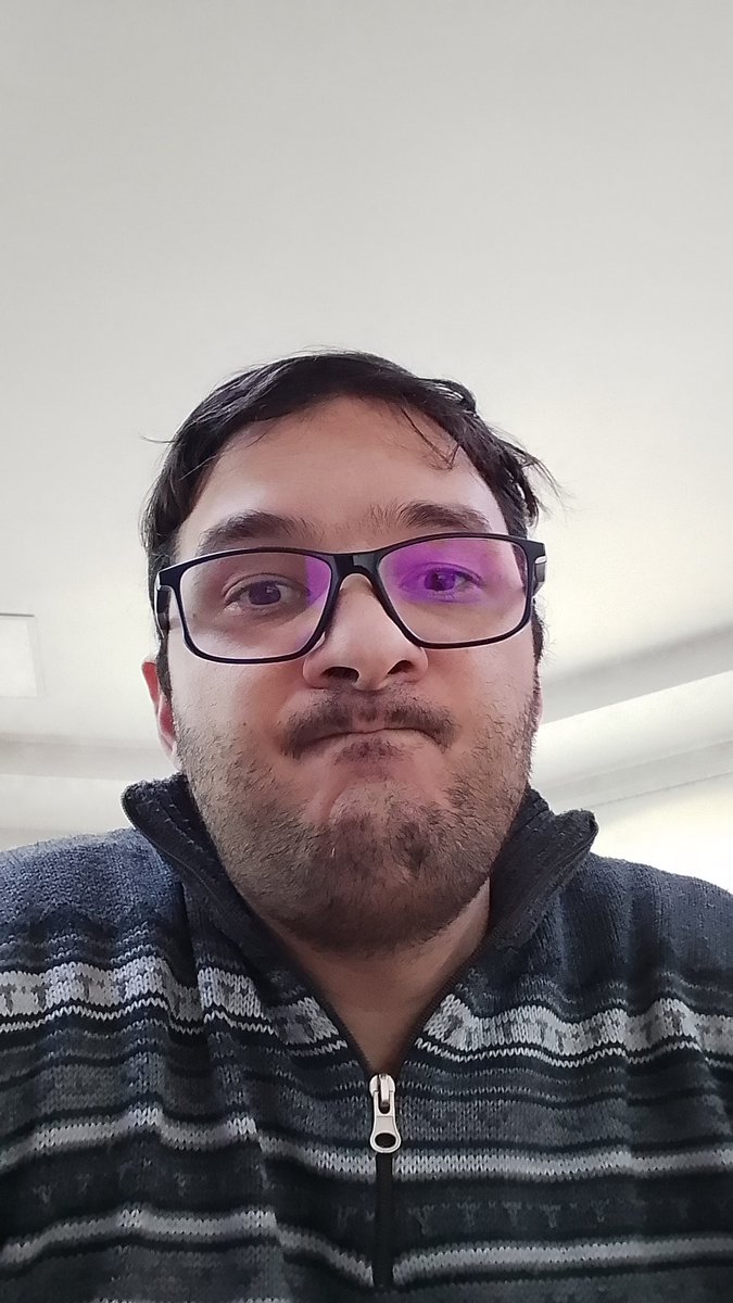 Hola adios tweet media