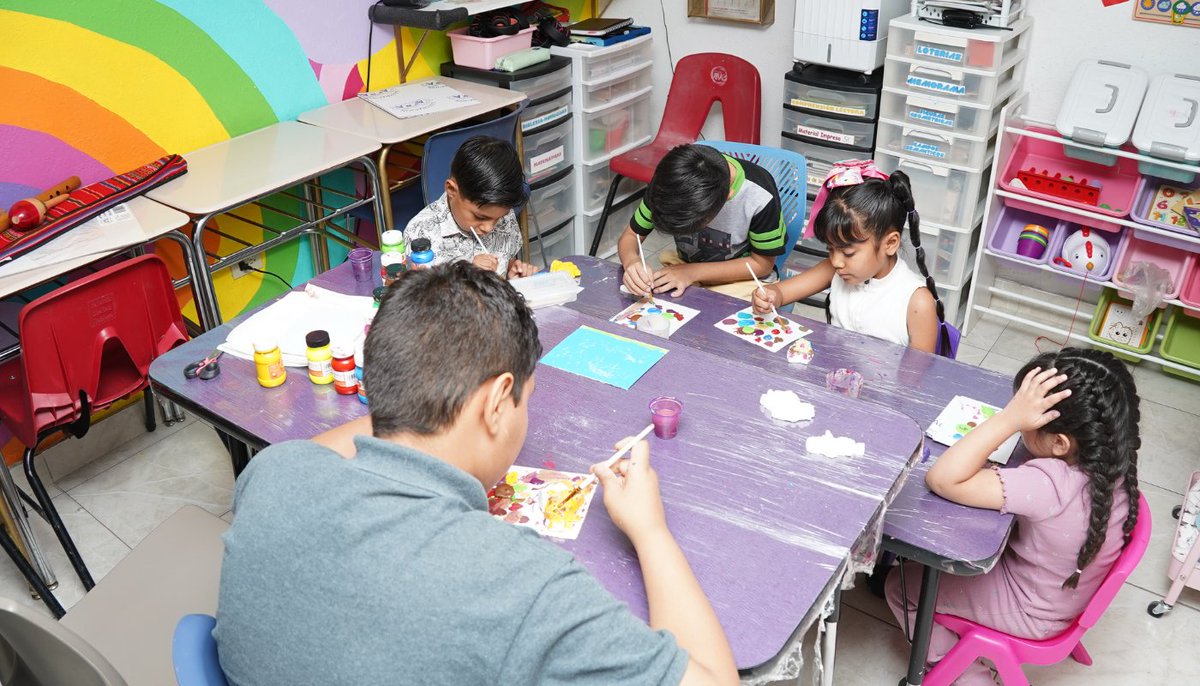 FECHAC's tweet photo. 💛 En Ciudad Juárez, creemos en el talento de cada niña, niño y adolescente.

A través del proyecto “Aprendo en Ciudad Juárez”, la Fundación Vida, Amor, Superación y Estudio, A. C. 

#FECHAC #EducaciónInclusiva #Juárez #TransformandoVidas https://t.co/5VJuBn2lNx