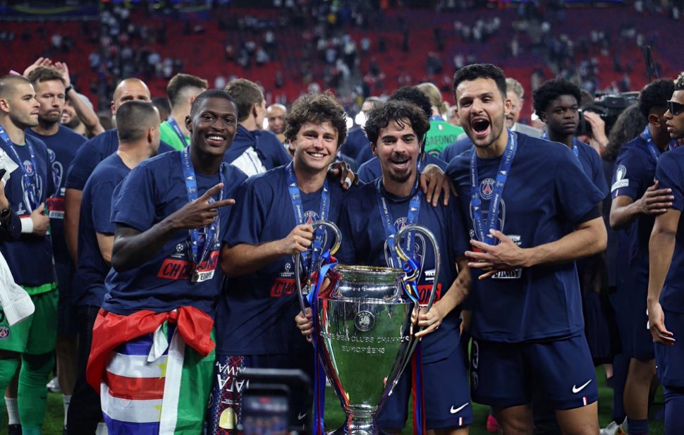 Actu Foot tweet media