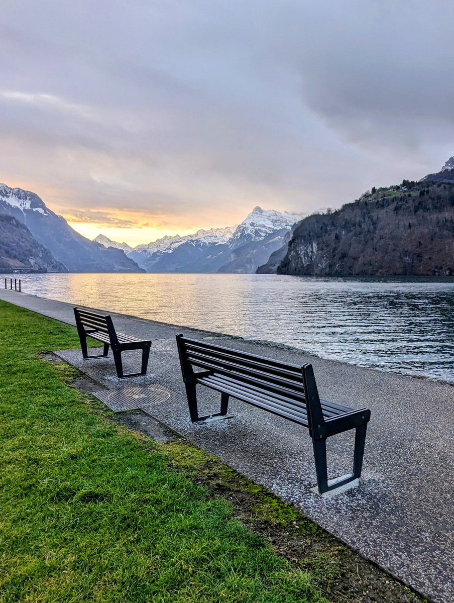 HikingSchweiz's tweet photo. The "rich life" can be as simple as a sturdy bench with a nice view https://t.co/IKFAjFDEQN