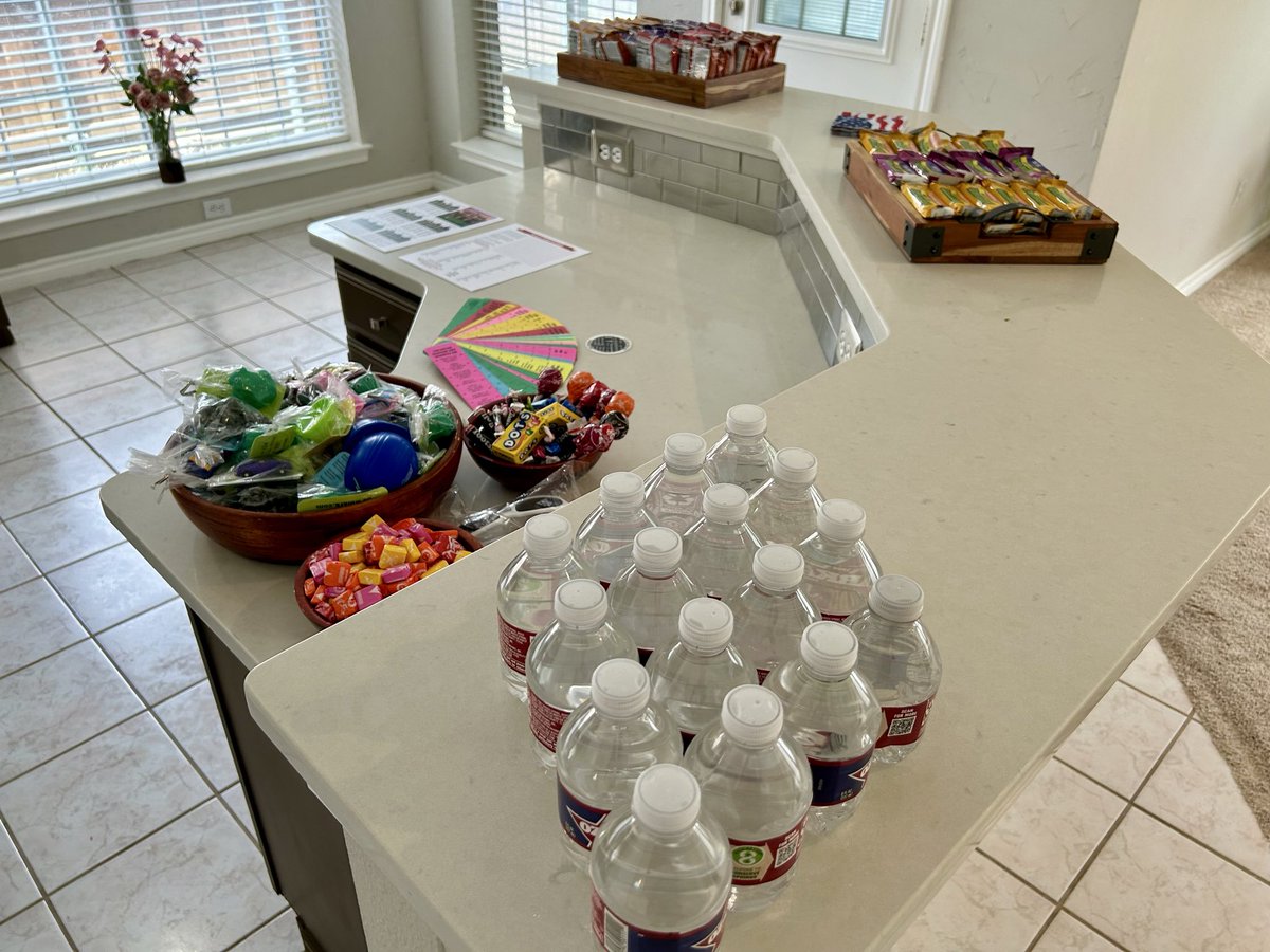 CollinRealty's tweet photo. If you’ve never been to my open houses, you should visit me before 4 pm at 8112 Dock St. in Frisco. I live 2 minutes away. You could become my neighbor! https://t.co/cqhB7WhilR
