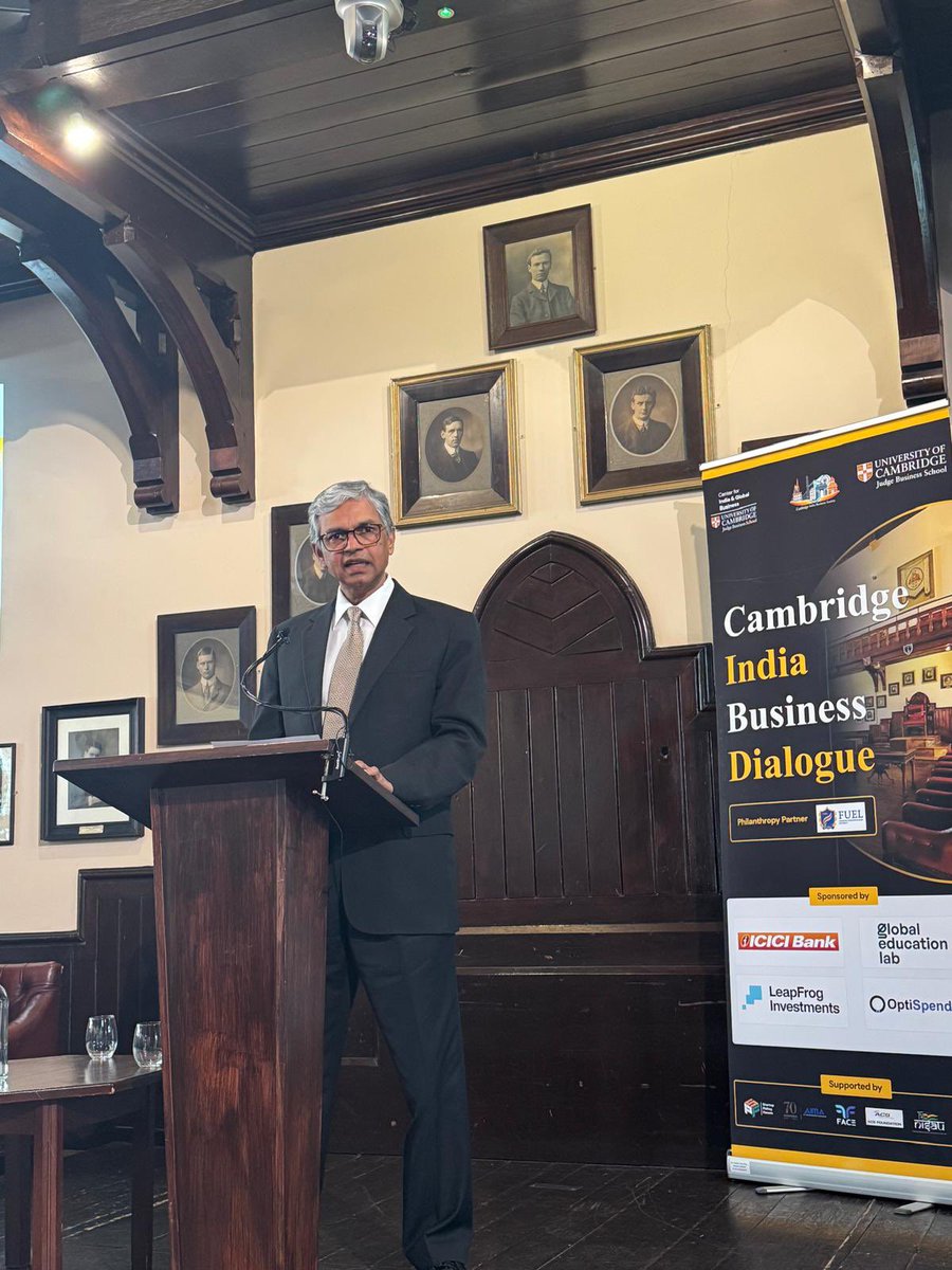 HCI_London's tweet photo. High Commissioner P. Kumaran delivered the key note address at the Cambridge India Business Dialogue of the Judge Business School at the University of Cambridge. HC highlighted the potential collaboration for research, innovation and development of new technologies for enhancing trade and investments in the corridor. He also underscored that students remain the key pillar of the bilateral educational relationship.
#IndiaUK #IndiaUKPartnership #EducationPartnership 

@MEAIndia @IndianDiplomacy @Kumaran49604795 @getkart @nidhimanit @Cambridge_Uni @CambridgeJBS @CambridgeMBA @CambridgeUP @EduMinOfIndia @educationgovuk @diaspora_india @MIB_India @PIB_India @airnewsalerts @DDNewslive @mygovindia @prasarbharati