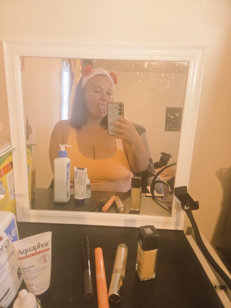 TayInBloomm's tweet photo. Filming day! Hope everyones day is going well ive been busy busy 😊 
°
#chubby #bbw #fat #bigtits #thick #bigass #2xl #yearnforme #longing #bbwtits #bbwass https://t.co/MsVMCRKKUM