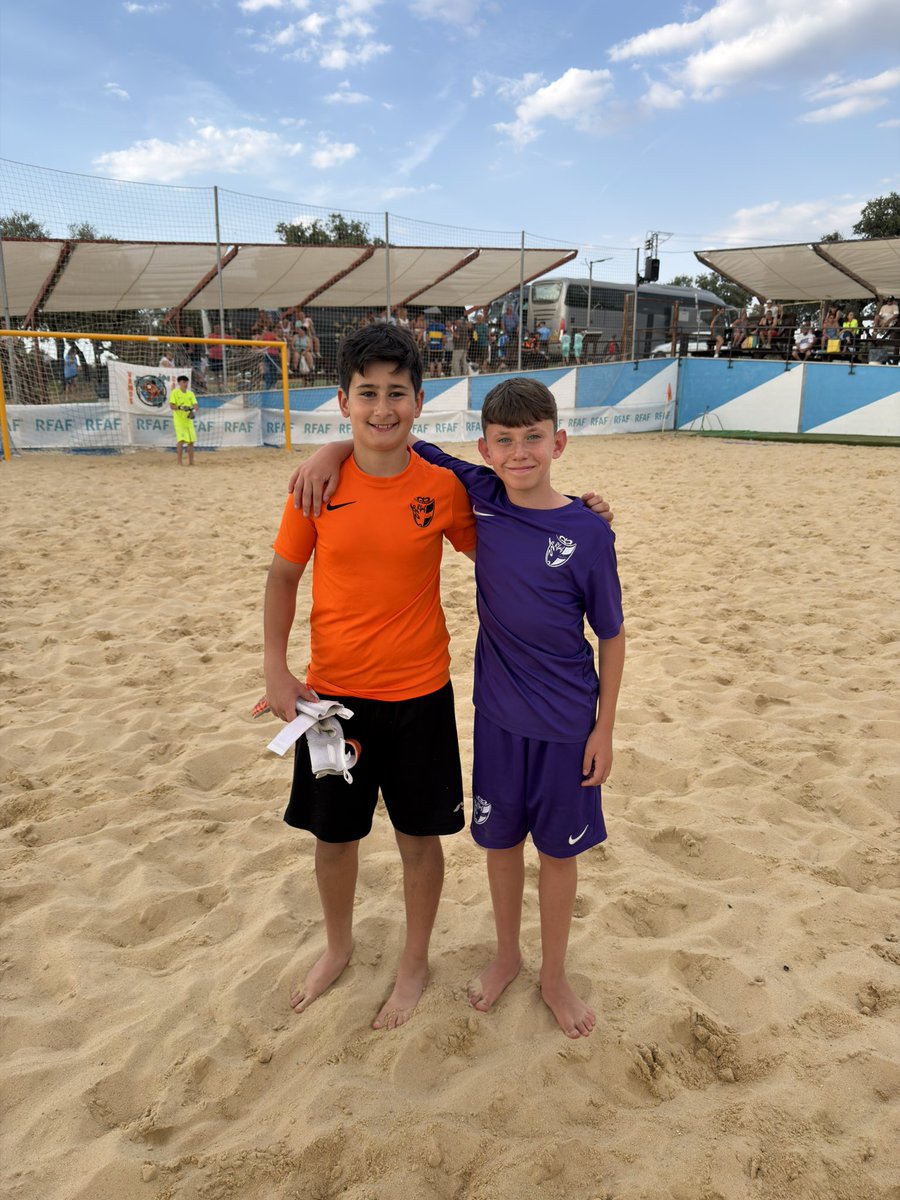 InterJaen's tweet photo. Nuestros jugadores alevines, Izan Castro y Hugo Rodríguez, han logrado el pase a la gran final del Campeonato de Andalucía de Selecciones Provinciales ⚽✨

¡Qué orgullo inmenso veros llegar tan lejos! 💪🏻

Pase lo que pase, ¡ya sois unos campeones!🔥 https://t.co/MeIEB5WHdP