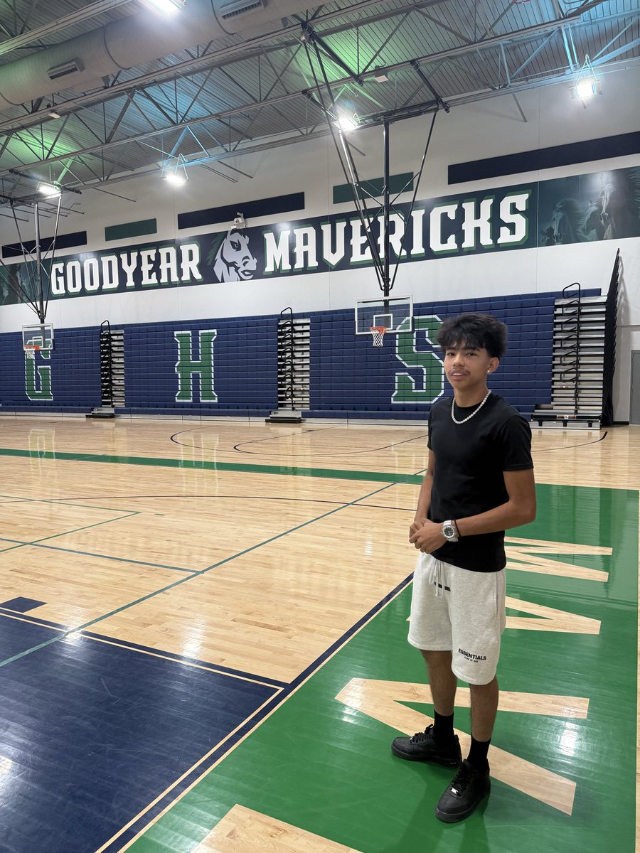 BashQB11's tweet photo. Grateful for the opportunity and experience I had at Estrella High School—thank you to everyone who made it meaningful. I’ll truly miss you all.

Excited to start a new chapter at Goodyear High School and take on the opportunities ahead. Thank you!! https://t.co/Yess2gUA4C