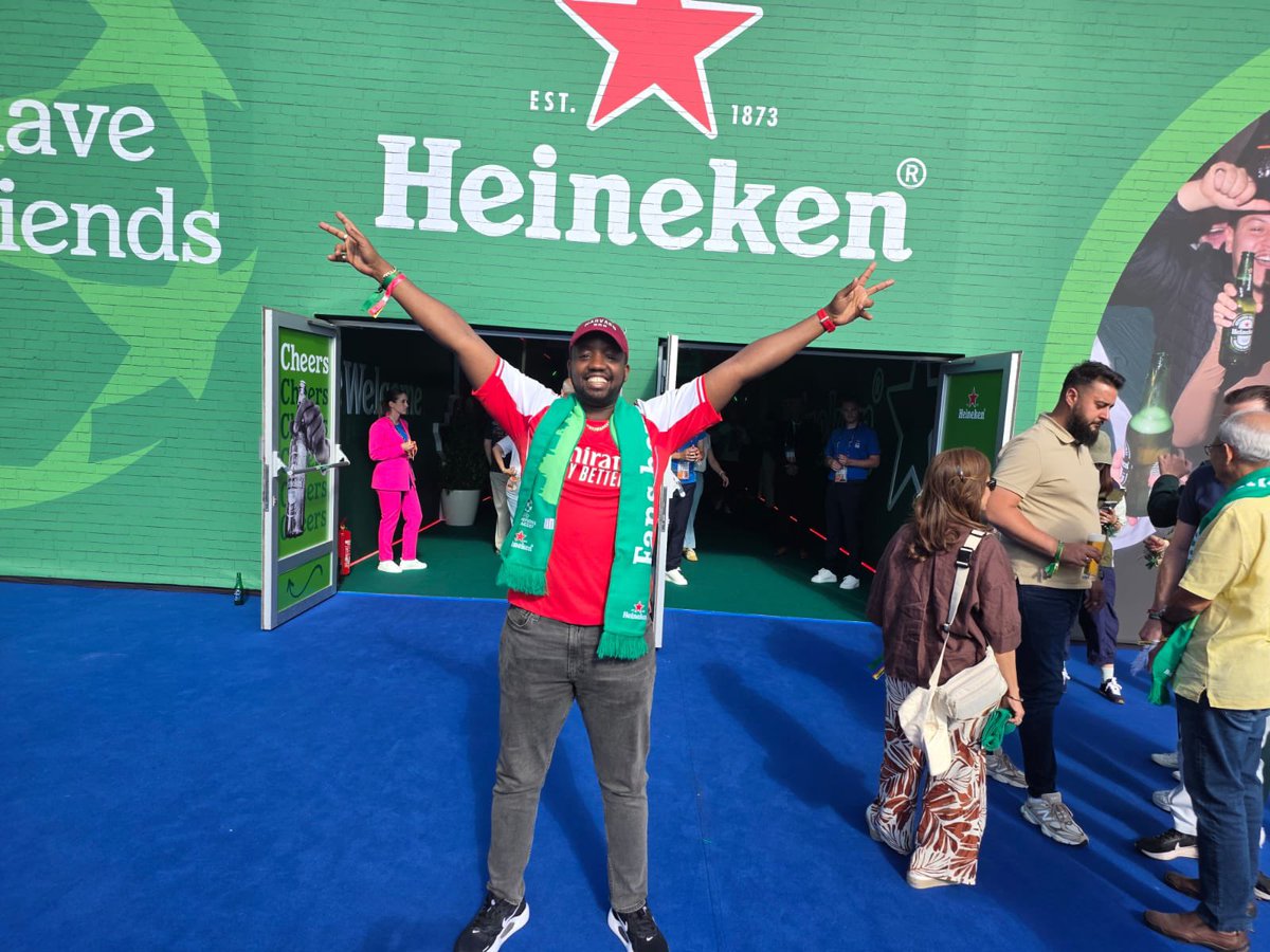 coachgaelk's tweet photo. Dore interuro 4 zisobanura imbamutima zanjye iri joro ! 

1.  Win or loose Rwanda still won ( Visit Rwanda)🇷🇼 
2. ⁠To all haters 😉 win or loose we’re still champions mubyibuke ( Man.U, Chelsea, Liverpool  n’abandi...turacyabayoboje inkoni y icyuma) 😂
3. ⁠Abumva ko tubabaye dushize cyangwa ducitse intege...mwibuke ko iyi kipe tutayivuyeho mu myaka 22 twari tumaze nta gikombe, dutsindwa(Loyalty), rero uyu mwaka rwose ntacyo udutwaye pe!! 

4. AGASHINGURA CUMU; ...ndabibutsa ko dufite ikipe ifite imyaka mike ku Isi(on average) rero dufite ikipe nziza,turacyahari igihe kirekire, tuzagaruka inshuro nyiiiinshi.

#Never underestimate the heart of a champion...

And again Congrats to PSG and Visit Rwanda🇷🇼

#Gunners4Life