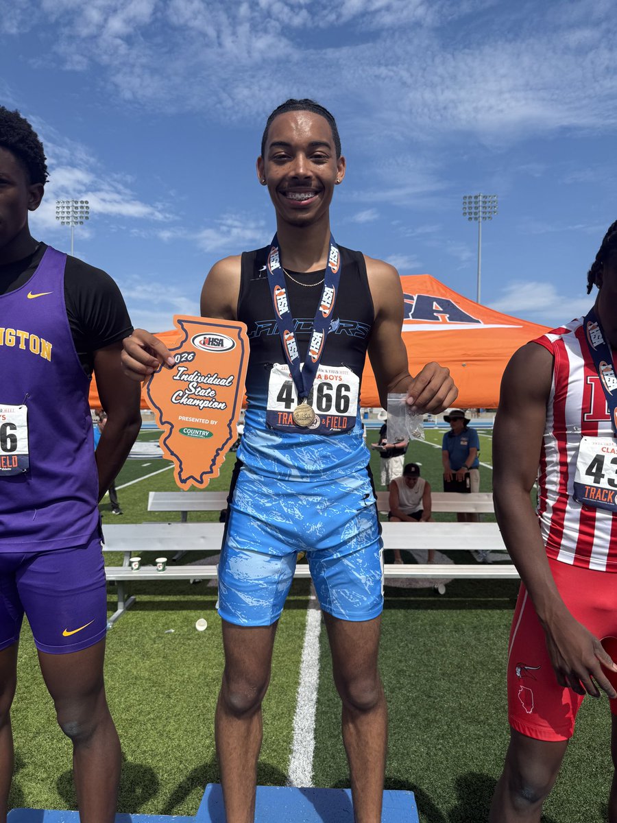 BTHSEastLancers's tweet photo. Our STATE CHAMP Daylin Donaldson! https://t.co/R0rqnzgyUr