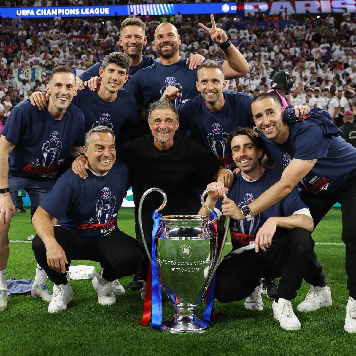 ActuL1_'s tweet photo. Les hommes de l'ombre. 👏 https://t.co/YbucpmIaMa