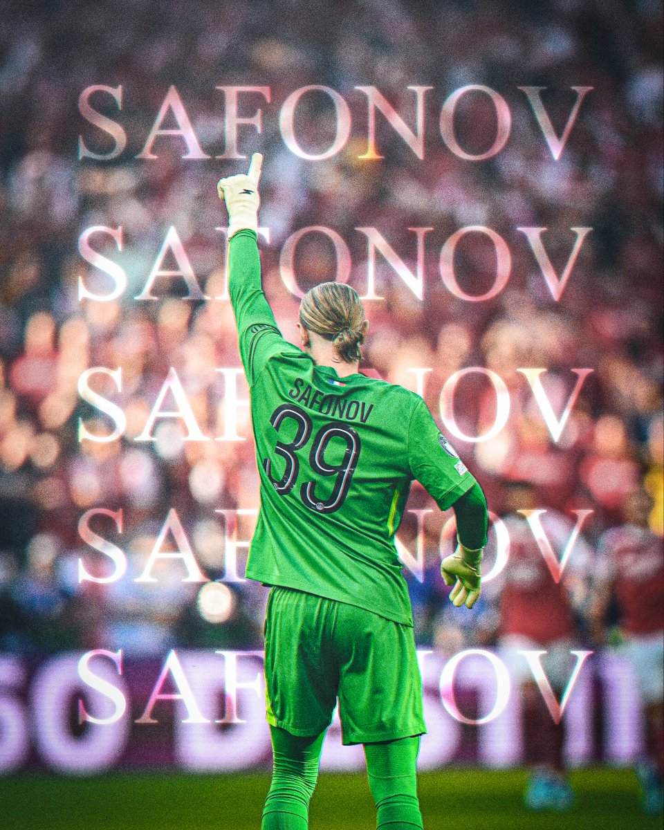 ZEN1T__'s tweet photo. Congratulations Safonov and PSG on their Champions League win!🇷🇺 https://t.co/BSlV1tUyGE