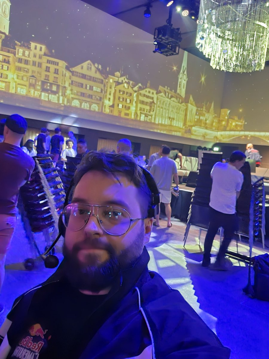 mYiAspartem's tweet photo. Letzte Show (fürs erste) im Kasten! #redbull #gamerations

Es war ein gebührender Abschluss einer Era.

Ganz viele Grüsse &amp; Dankeschöns an die Teams von @RedBullCH @myi_agency &amp; Crealine https://t.co/UAduB9iE9r