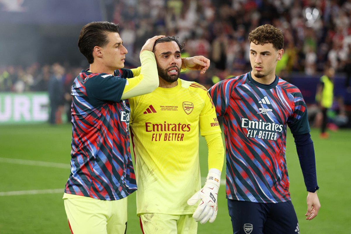 goalkeeper_com's tweet photo. 🏆🇫🇷 PARIS SAINT-GERMAIN, BACK-TO-BACK CHAMPIONS OF EUROPE 🏆🇫🇷

Two elite goalkeepers. Two very different endings 🧤📸

✅ Matvey Safonov: main part of the season and a Champions League winner once again 🏆

✅ David Raya: backbone of Arsenal’s historic unbeaten UCL run — 9 clean sheets, a penalty save in the final, and still no defeat in regular time. He saved the ONLY penalty of the shootout… and still lost 🚫