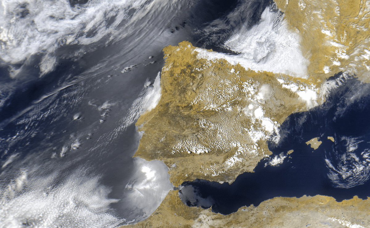 r_mcoy's tweet photo. #MeteorM23 85º W #MeteorM24 86º W @Nooelec #qfh @SDRPlay #rsp1a @aang254 #satdump @AEMET_Cantabria Pases del día con nubosidad continua sobre el #Cantabrico. Algunas gotas durante momentos del día. Bajando algo las temperaturas. Buenas noches! https://t.co/yiSctoiWLN