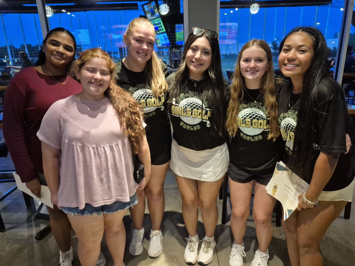 cyfallsggolf's tweet photo. Last week your Girls Golf team had their season celebration. Teammates, families, awards, food, golf, and fun! Congratulations on your great season! Individual District Champion, and Runner-Up and 17-6A Team Runner-Up! Regional Qualifiers! Thank you for a great season! 2027 ⛳️ https://t.co/iT1W5Dm5Eu