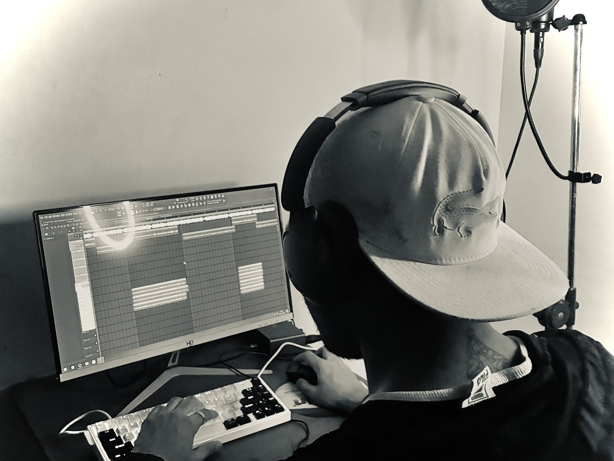 benjaminlore07's tweet photo. https://t.co/5ErcTGr7dX