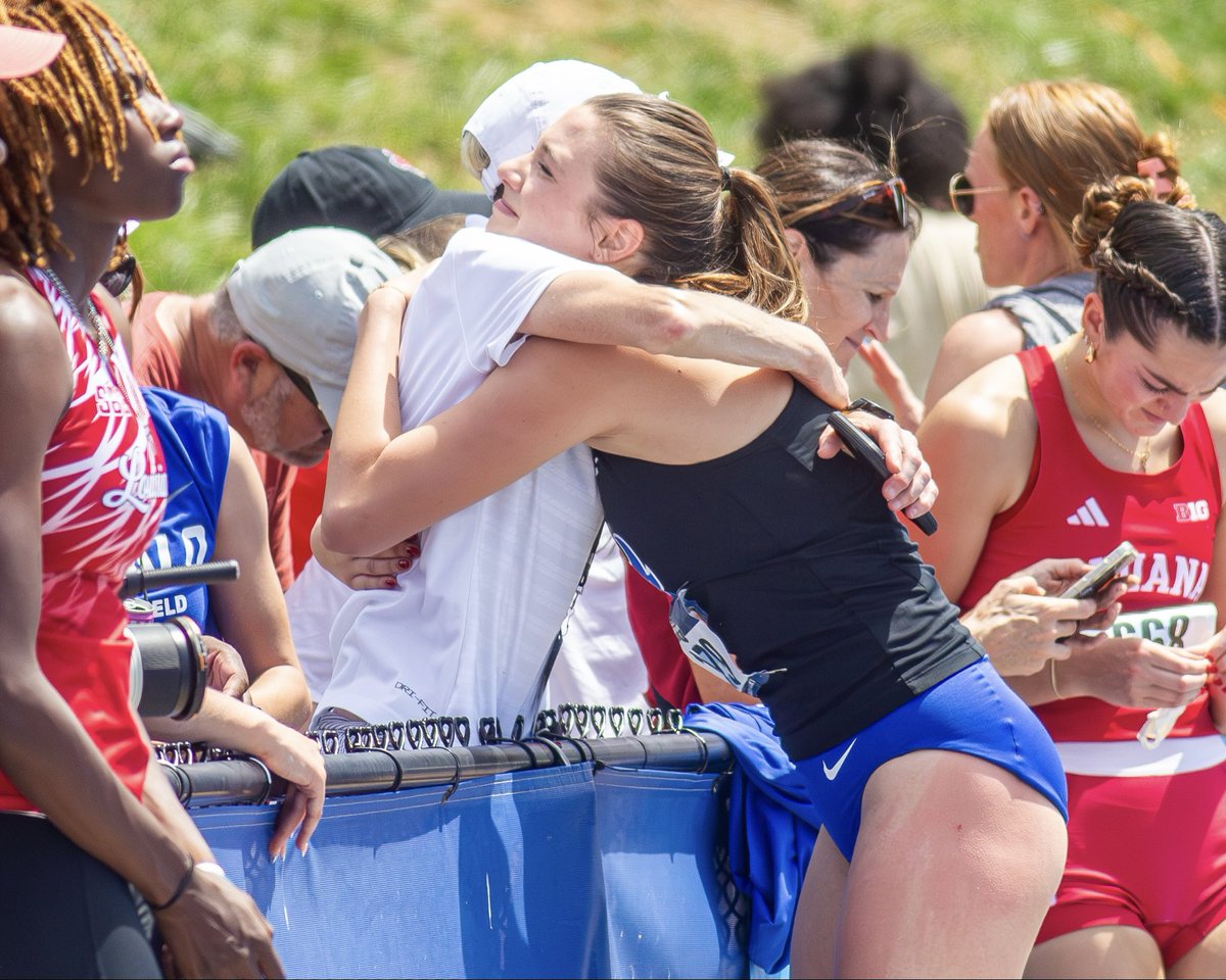 UBuffaloTFXC's tweet photo. Making the program proud🤘

#UBhornsUP https://t.co/zJ8wRlXl8j