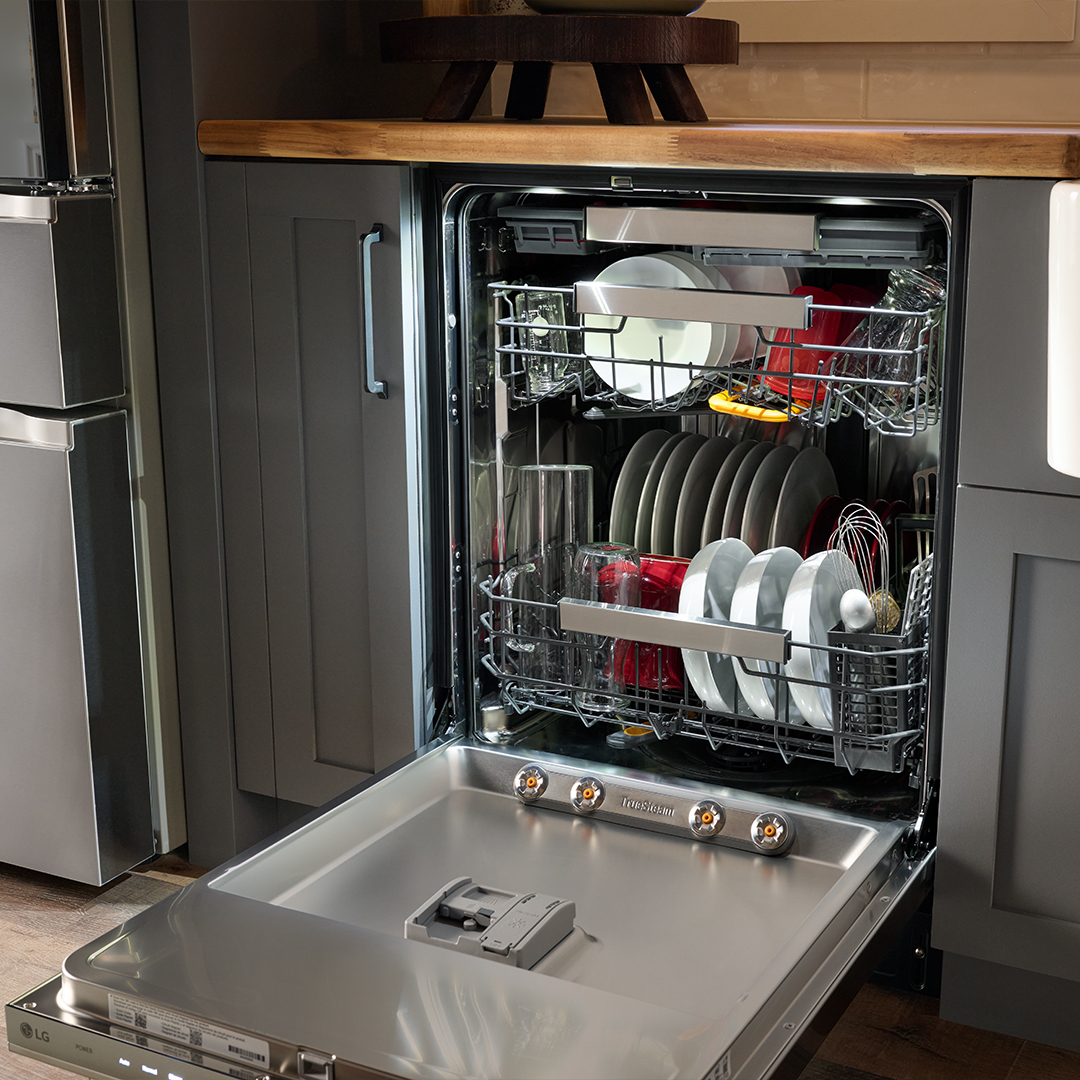 LG Electronics tweet media