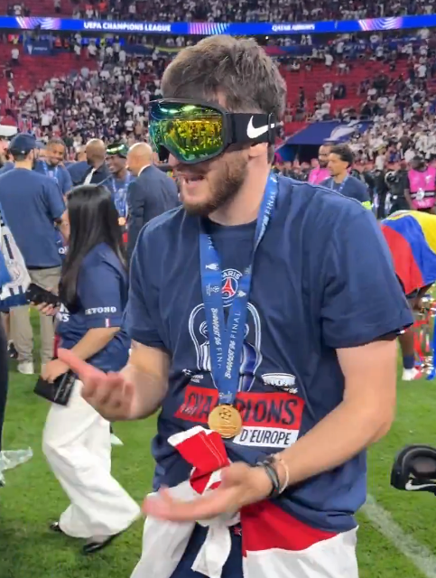 The Touchline | 𝐓 tweet media
