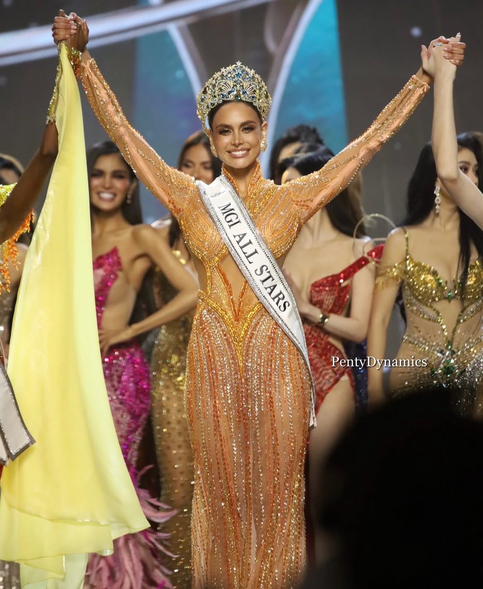 Miss Coronas tweet media