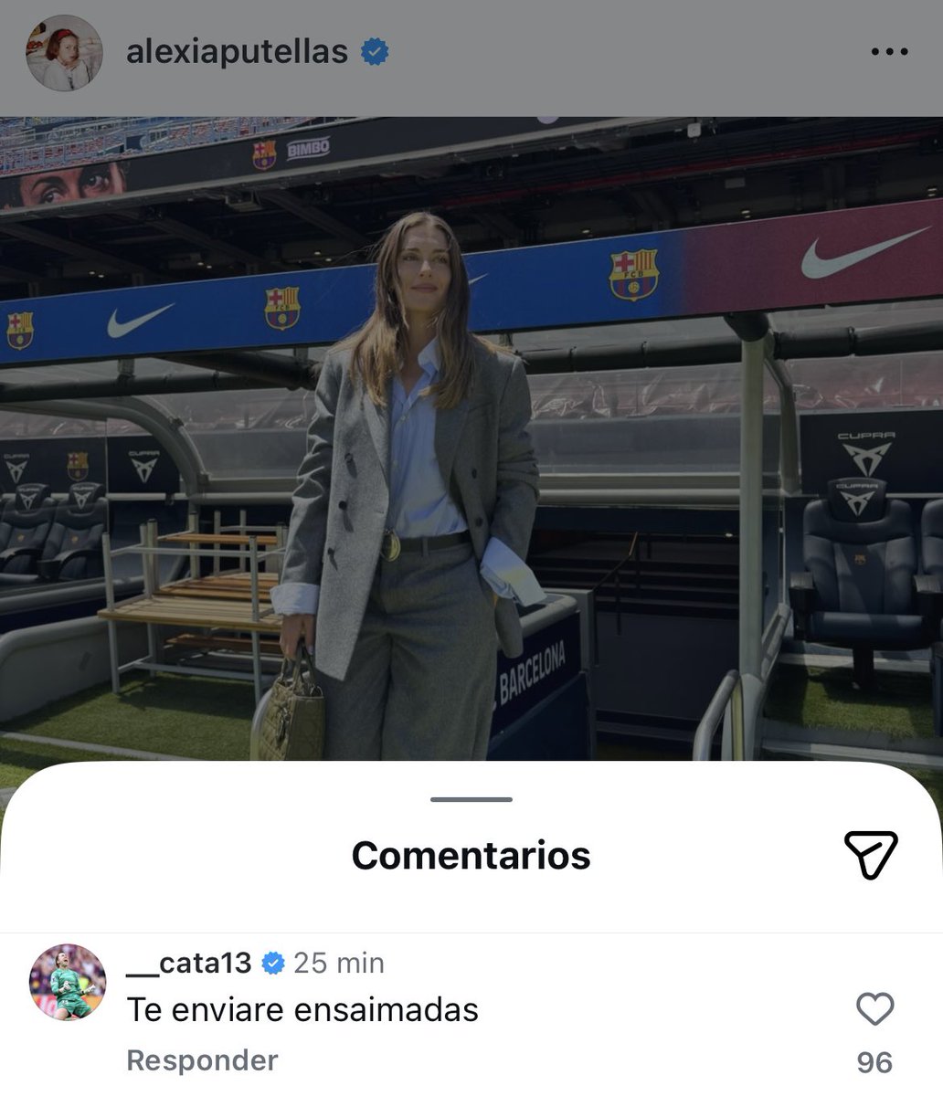 gaalix0's tweet photo. Me parece una fantasía que la gente de mallorca supere los traumas con ensaimadas https://t.co/5Sl6OPFs2I