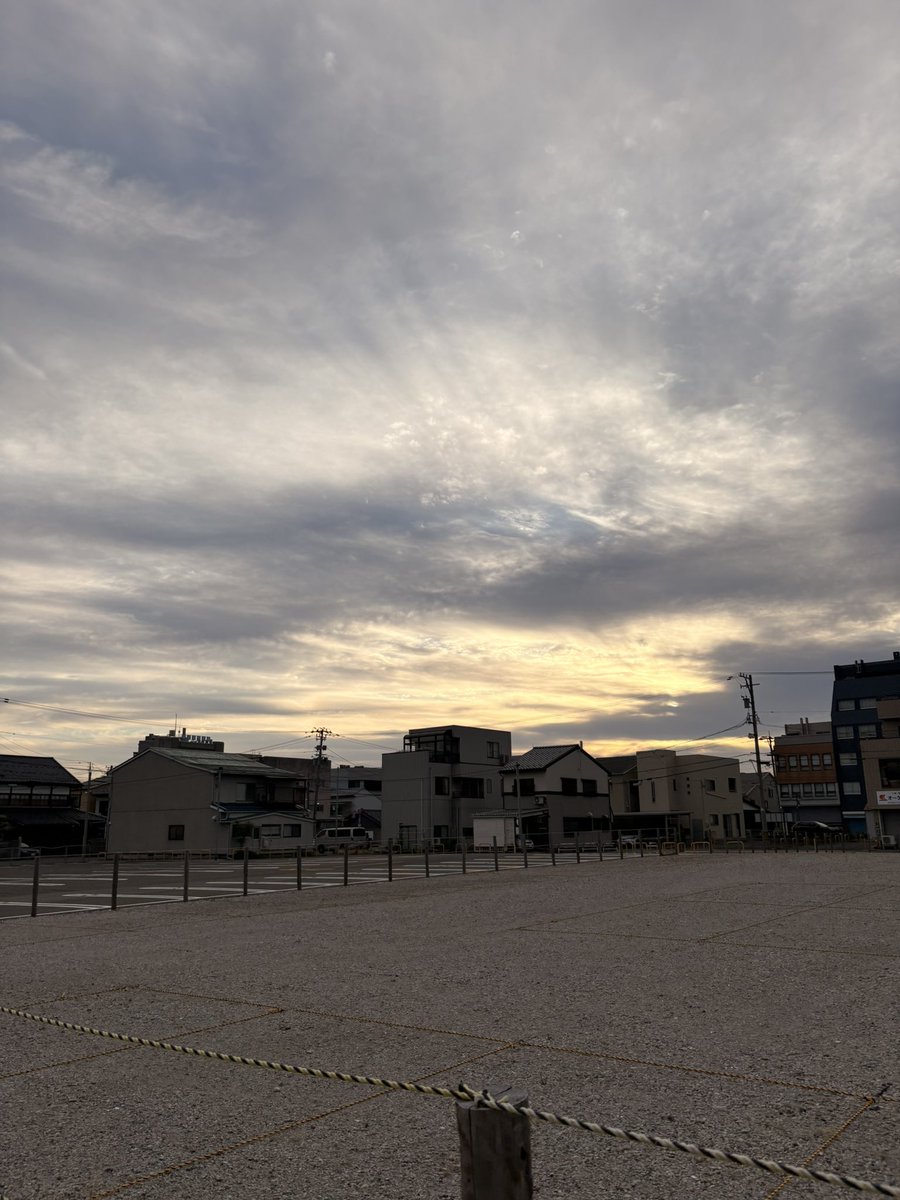 e0702's tweet photo. おはようございます☀️
暑くなる前にウォーキング。今日はいつもとルートを変えて6kmコース https://t.co/IDMlODL1YO