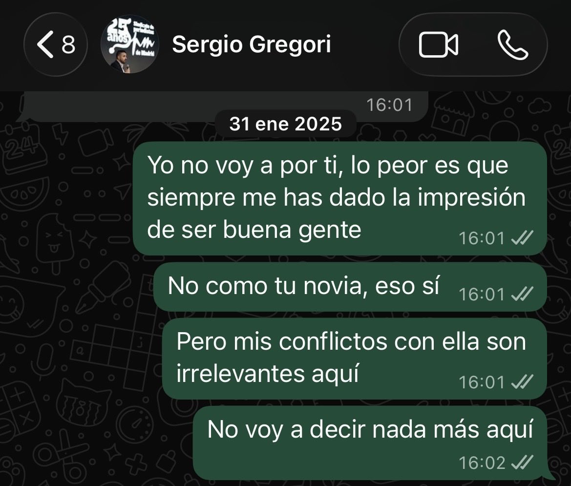 raqueogando's tweet photo. Filtré conversaciones y no me avergüenza porque tengo claro en qué orden se colocan los derechos de las personas. Porque yo escojo a mis amigos en función de mis principios, y no al revés. No me arrepiento, y menos después de ver cómo le lamieron las botas a Fallarás en FurorTV. https://t.co/CwHiR8rNUK