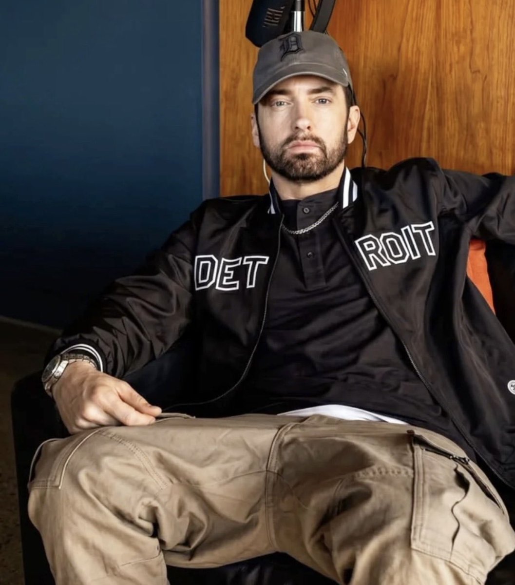 Lauras_Account's tweet photo. #Eminem pic for you @estradasuiye https://t.co/KDBPZHGGkj