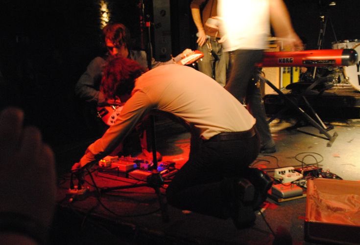 specificross's tweet photo. tyv ryan kneeling on the floor https://t.co/ejiTV5eWNh
