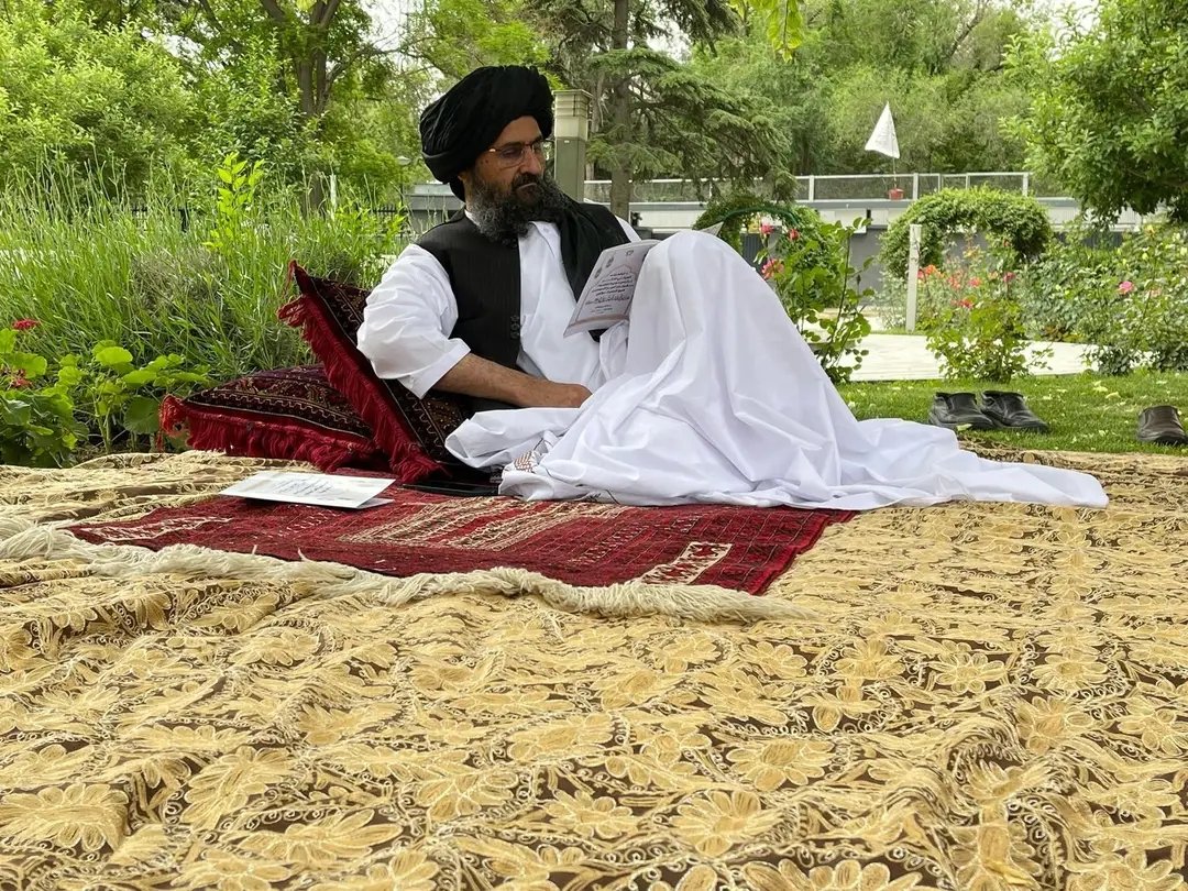 SAMIM71360's tweet photo. پر موږ خو اختر الحَمْدُ ِلله پخیر سره تیر شو.
هیله لرم پر تاسو هم پخیر سره تیر شوی وي https://t.co/H61lxoog0L