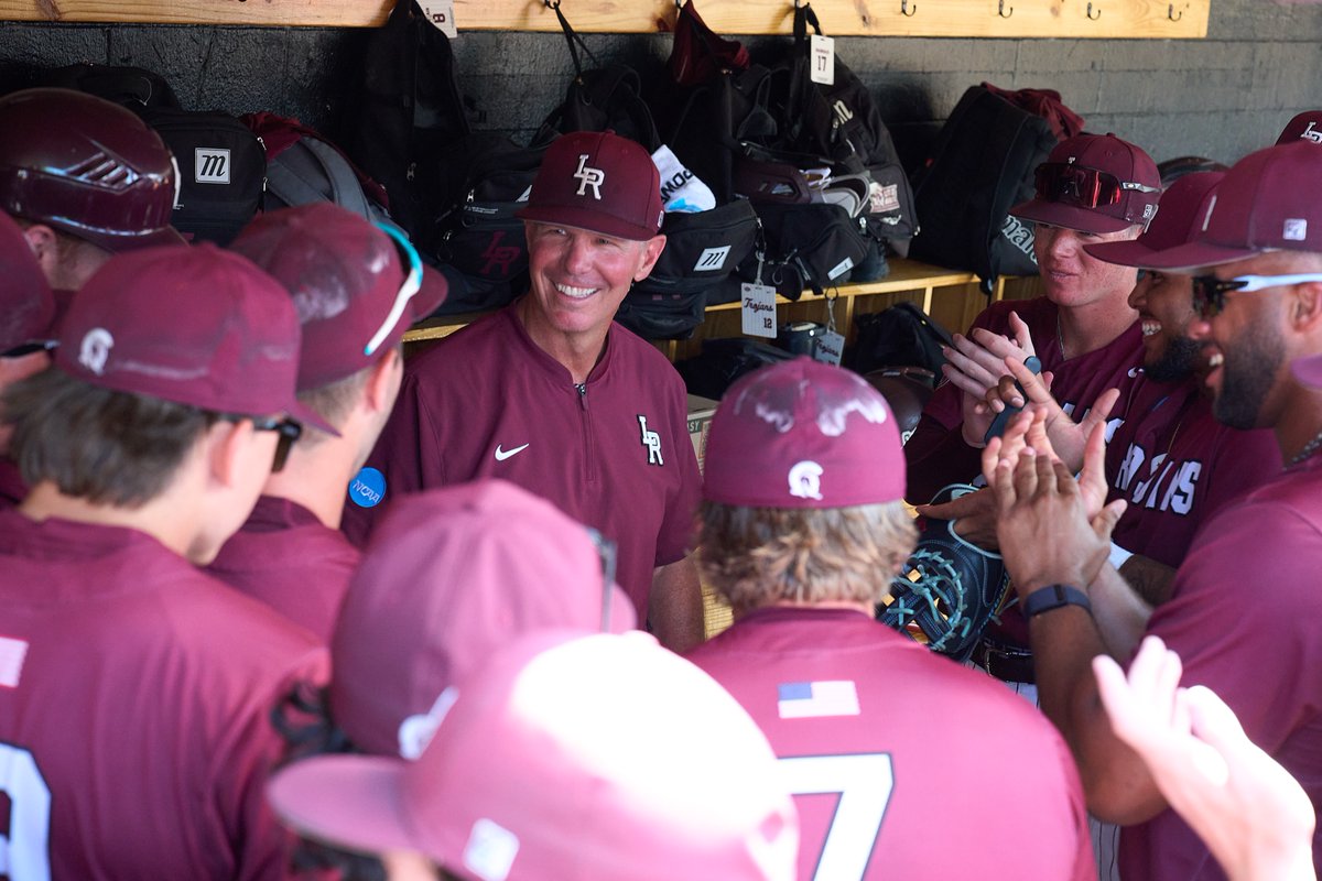 LittleRockBSB's tweet photo. Before the lights come on tonight, relive a few moments from yesterday’s victory over Southern Miss. 📸 https://t.co/KphADFWbWS