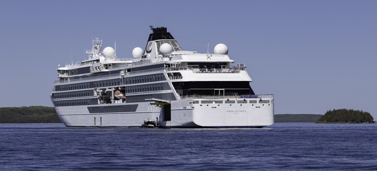 Blueheronjack's tweet photo. Cruise ship Viking Octantis anchored off of Tobermory, Canada. https://t.co/Nl8mcLeh4V