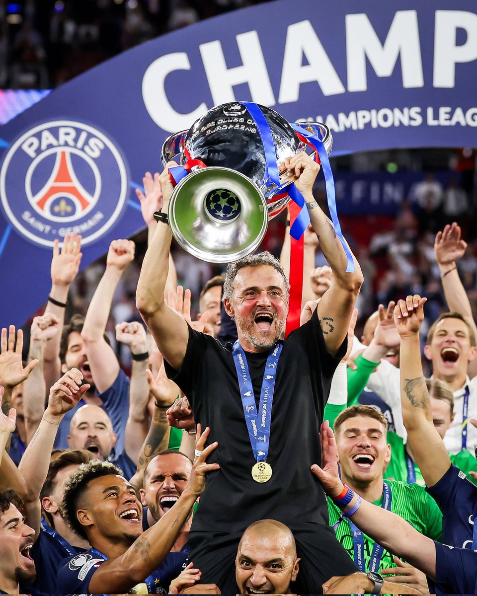 worldxtrax's tweet photo. 🚨 JUST IN! 

Arsenal becomes the first team to not win the champions League trophy despite not losing a single game. https://t.co/6bnqgmaHDe