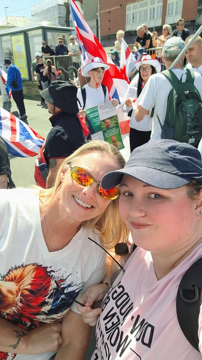 UBST_SOC's tweet photo. Just a few more pics from today in #Blackpool during and follwing the #ukip demo. @loulou81079 @char29169719166 https://t.co/eWu0UqfgoA