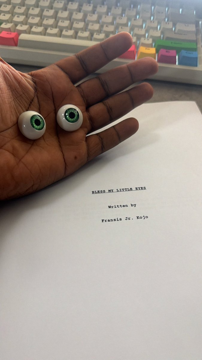 fransisjrkojo's tweet photo. That's a wrap🎬
Today we wrapped filming on my new short film and this project demanded so much from all of us and I’m deeply grateful to every cast and crew member who poured their time, talent and patience into it❤️ https://t.co/X1bZ6iMQfX