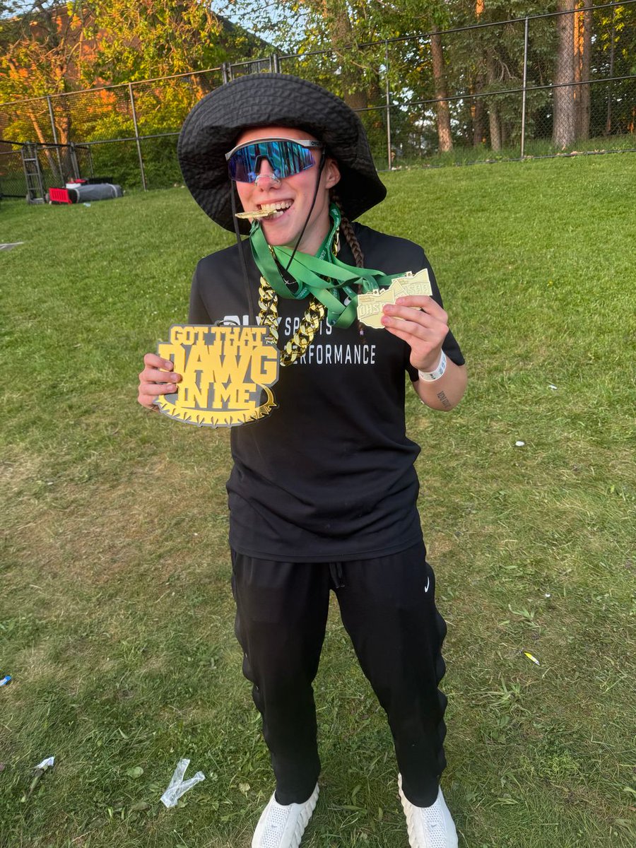 PerryTrackXC's tweet photo. We had more girls athletes qualify to State after Day 2 of Regionals.

Ahsha DiPietro - Seated (100, 400, 800)
Emerson Karrenbauer - 100m, 200m
4x200 and 4x100 teams - Allison Reese, Mya Patton, Baileigh Brown, Emerson Karrenbauer https://t.co/AlMWhcSH9x