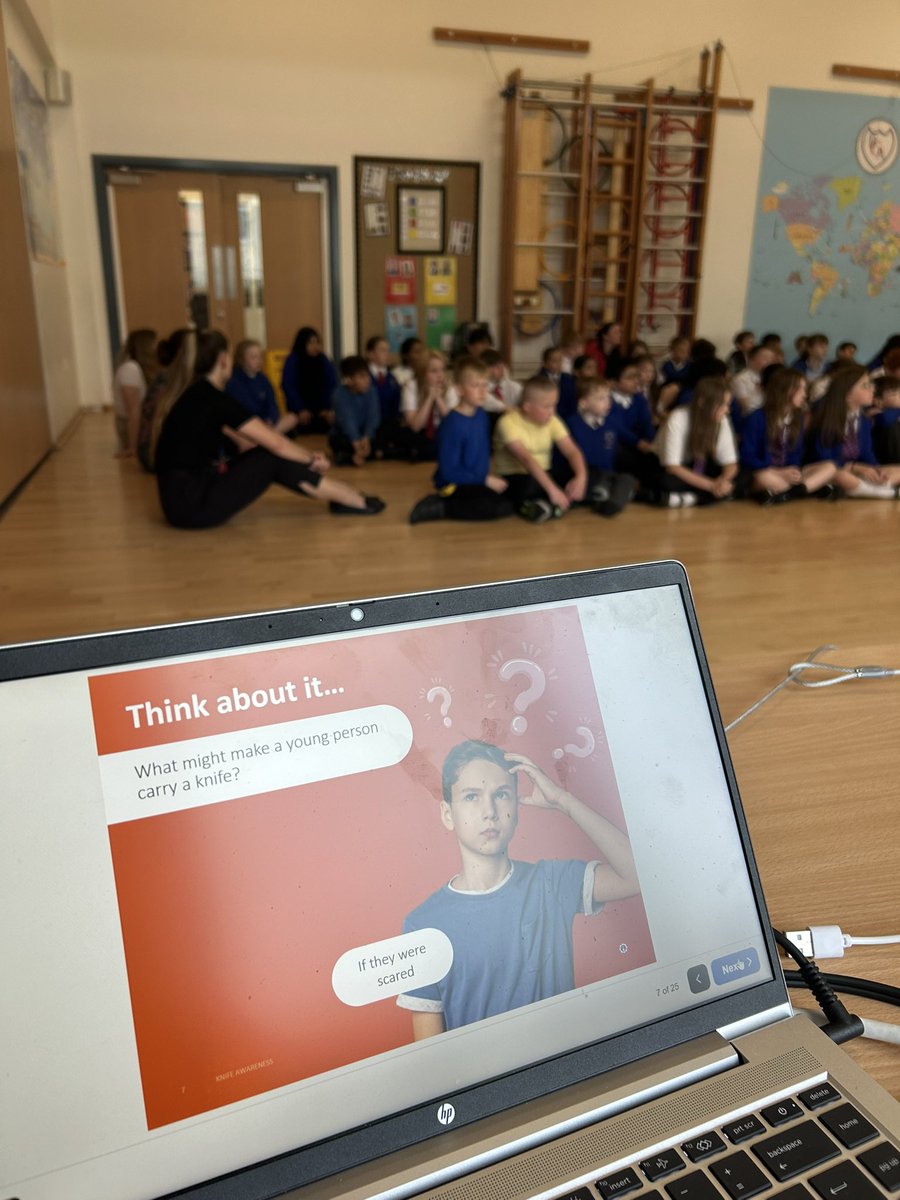 GatewayFCAT's tweet photo. Thank you to our local @LancsPolice PCSOs for delivering a knife crime workshop for our Year 5 &amp; 6 pupils. At BGA, inclusion &amp; personal development drive everything we do! We prepare our pupils for the real world by giving them the confidence to make positive, safe choices! https://t.co/rU22f3aIZh