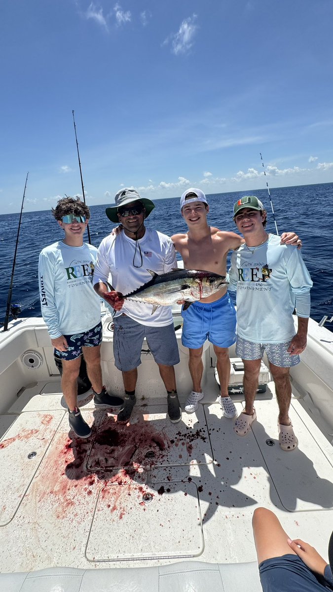 Colt10Smith's tweet photo. @RansomEverglade 14th Annual Fishing Tournament 
19.8 lb Blackfin Tuna
(16) Mahi
&amp; a Sailfish release https://t.co/FoFWlxzkVE