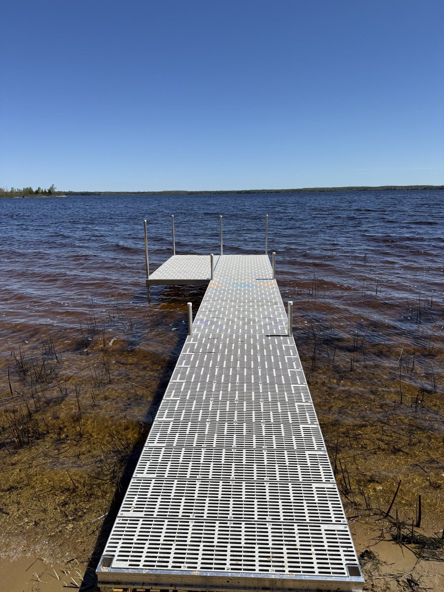 stache78's tweet photo. Topsoil, Docks, Beers https://t.co/sHdSxkIEqi