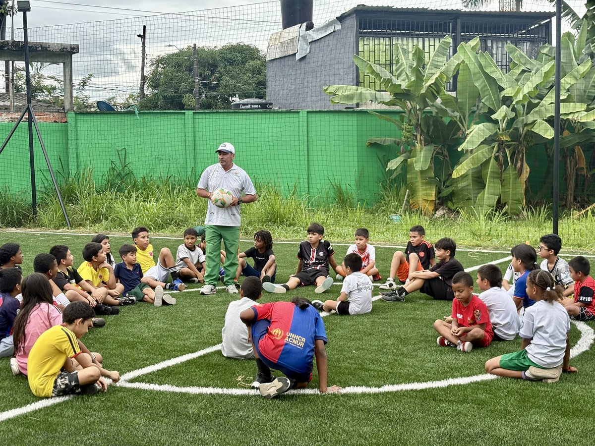 idermeta_'s tweet photo. ⚽👧👦 Más de 70 niños y niñas de las Escuelas Deportivas de Fútbol de Idermeta, provenientes de diferentes sectores de Villavicencio, Meta, disfrutaron hoy de una jornada formativa en el Parque Sikuani. https://t.co/VMWMAoscU5