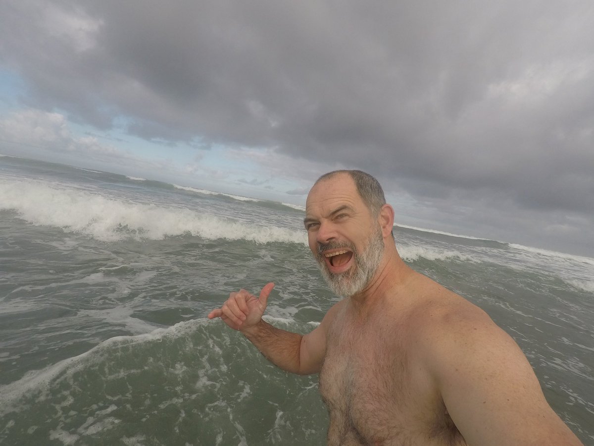 Unclepeev's tweet photo. Visit the coast. Get outside! https://t.co/VBKkm5QQfQ